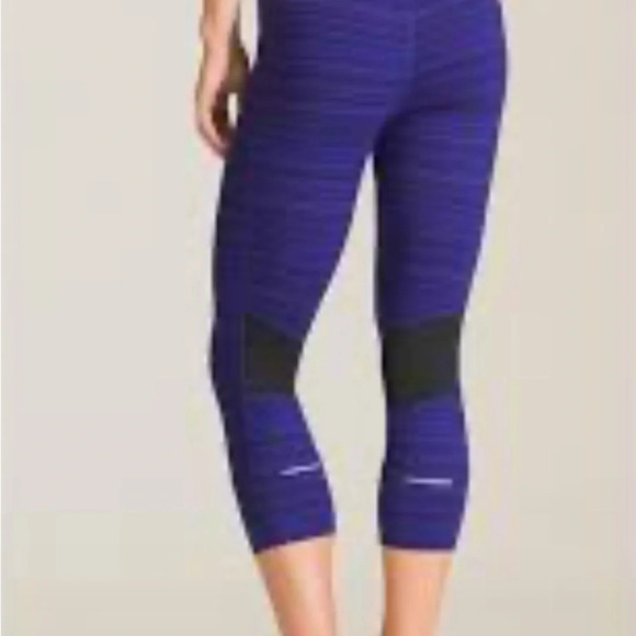 Athleta Relay Striped Leggings, Size Small, Good Condition - Picture 1 of 5